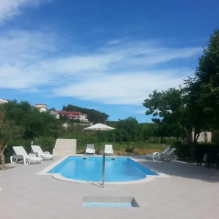 Apartman Renata *
