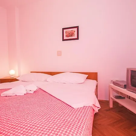 Apartment Renata *